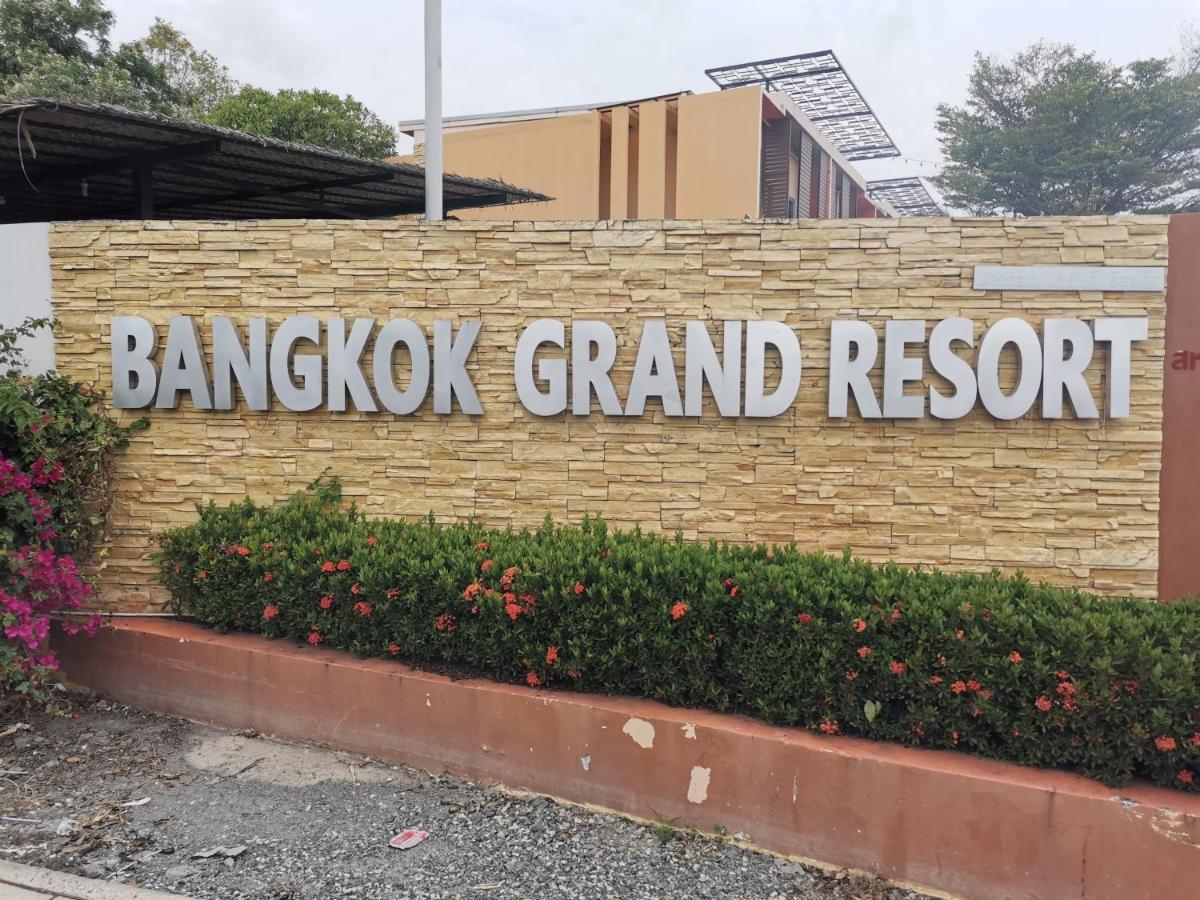 Bangkok.Grand.Resort Банг Бо Экстерьер фото