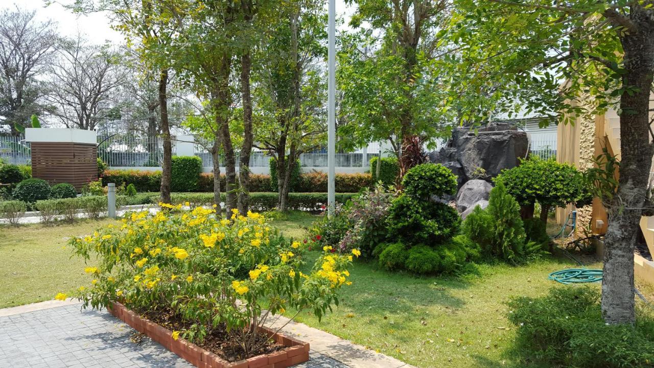 Bangkok.Grand.Resort Банг Бо Экстерьер фото