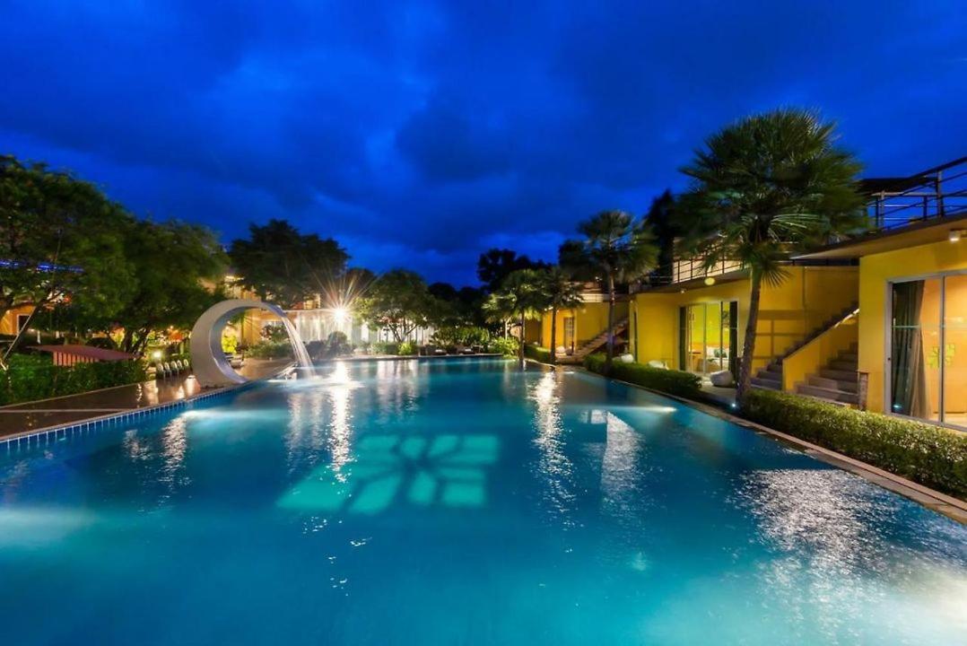 Bangkok.Grand.Resort Банг Бо Экстерьер фото
