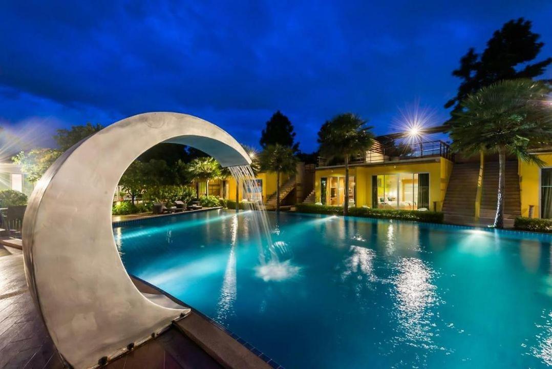 Bangkok.Grand.Resort Банг Бо Экстерьер фото