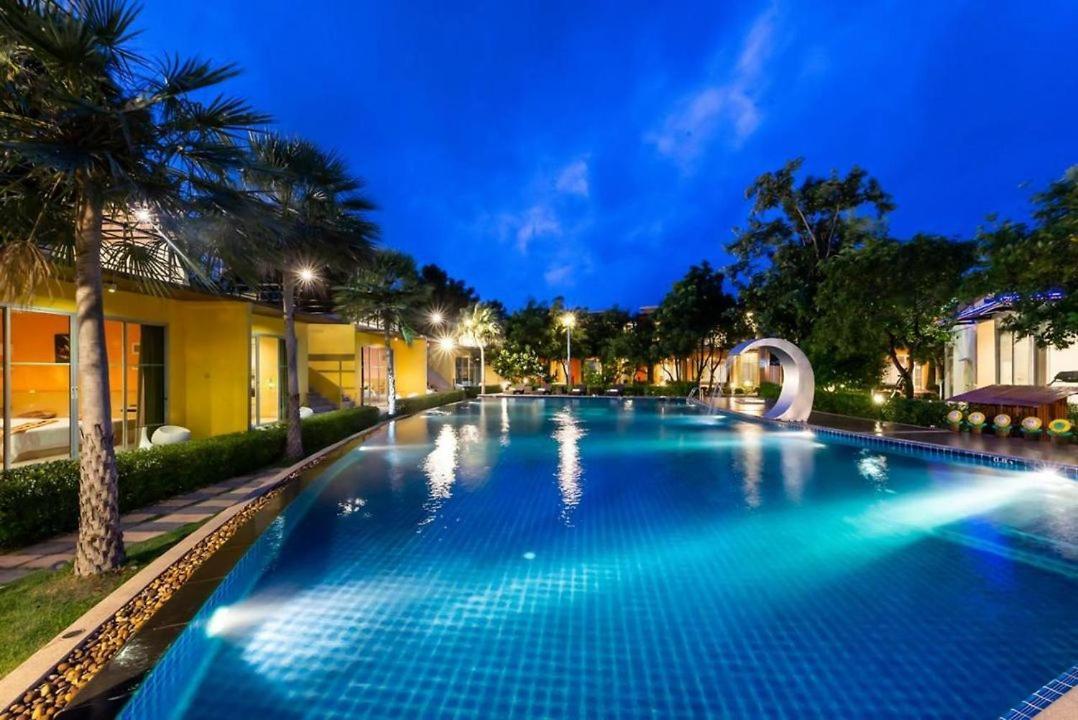 Bangkok.Grand.Resort Банг Бо Экстерьер фото